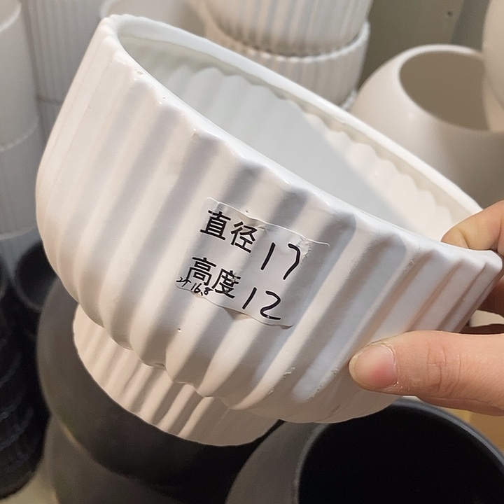 陶摆件陶盆有孔 瑕疵介意勿拍