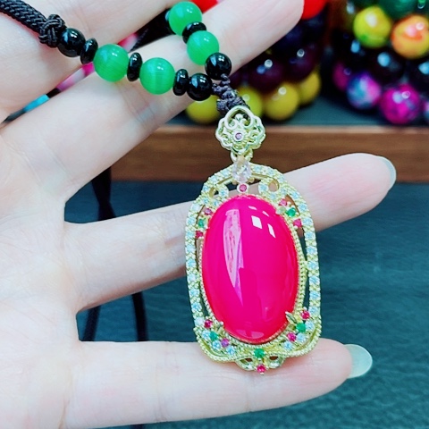 玛瑙未镶嵌手饰血胆金莲吊坠