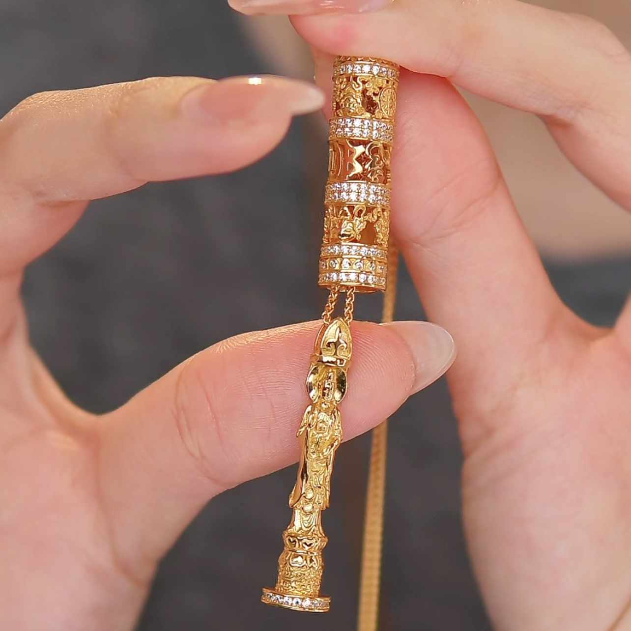 愿岛 坠链均925银合成锆石 法式气质风小众八宝随身佛项链XL2285