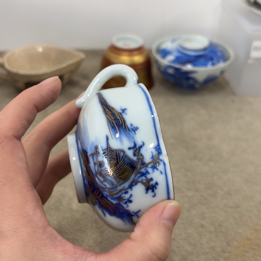 瓷片非常好看漂亮的物品 