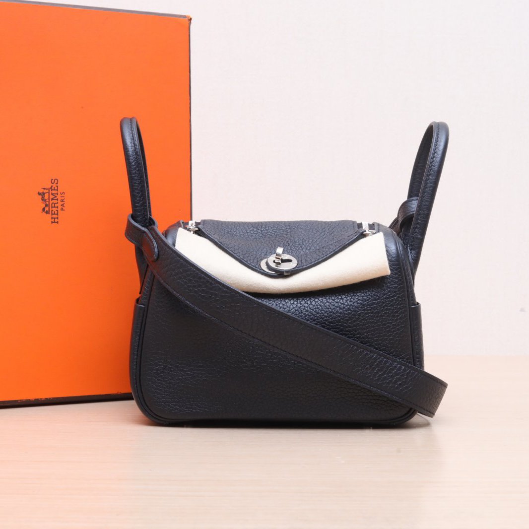 99新 Hermes/爱马仕 小花姑姑742198Lindy Mini 89黑色 U刻包