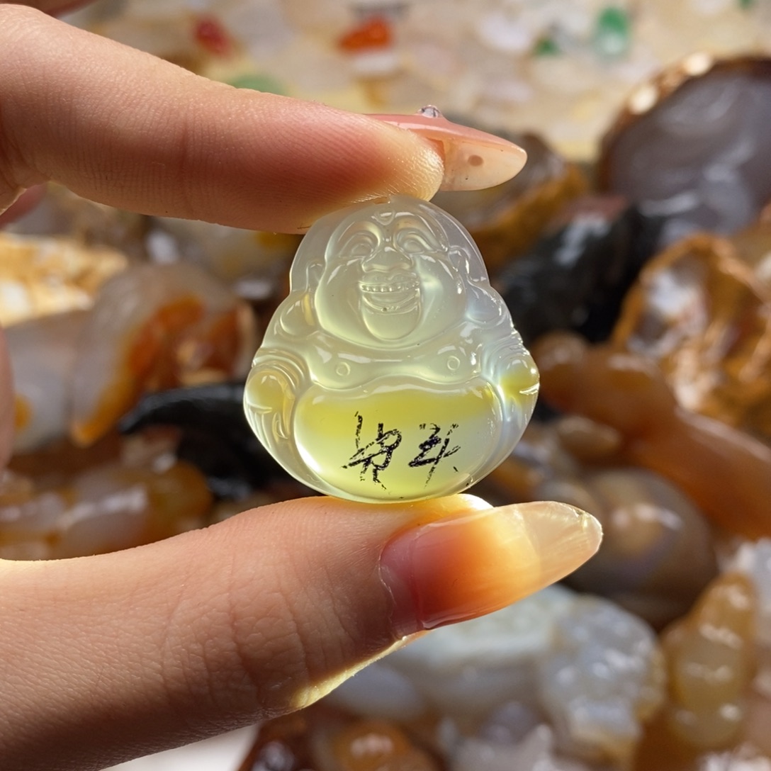 玛瑙/玉髓未镶嵌颈饰