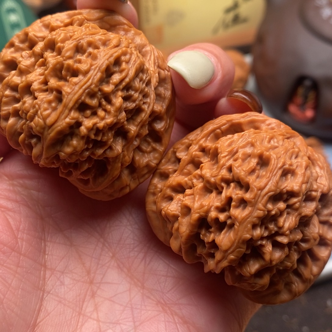 文玩核桃把件45尺寸全品南江石