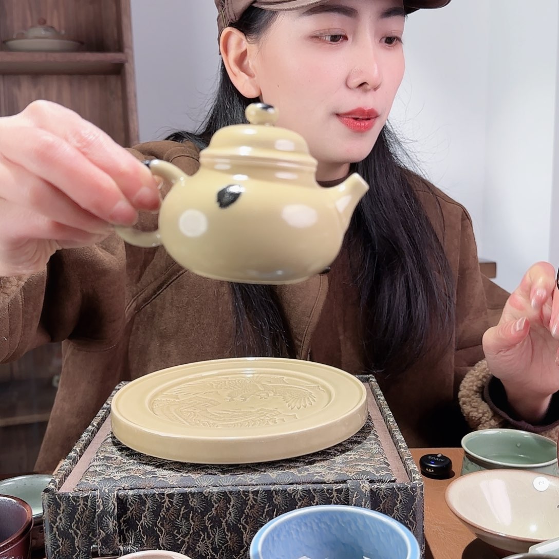 摆件瓷手工壶龙天