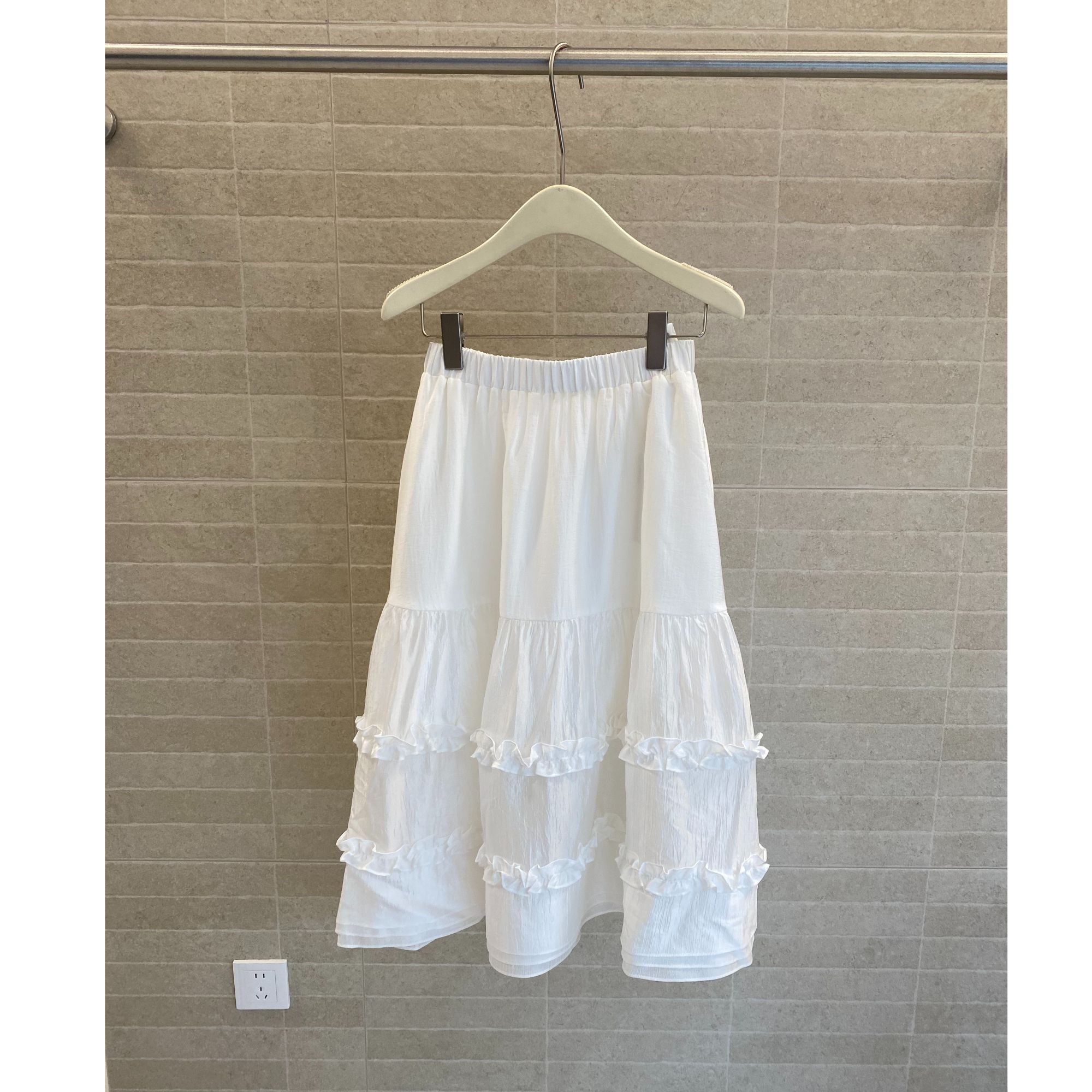 manzanilla 木耳边拼色半身半裙25年秋冬WQ25AW020483——1490