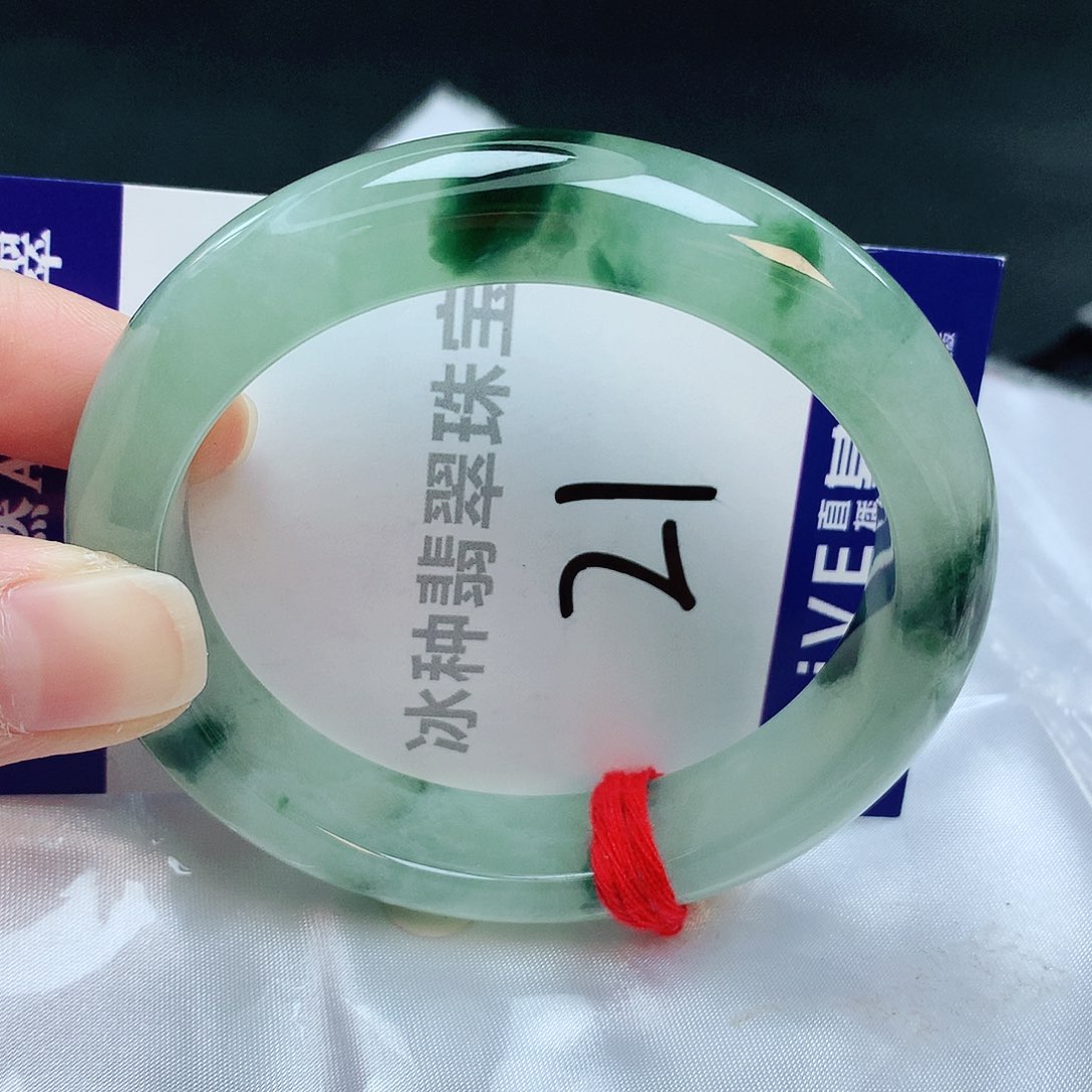 翡翠手镯未镶嵌缅甸天然A货翡翠手镯