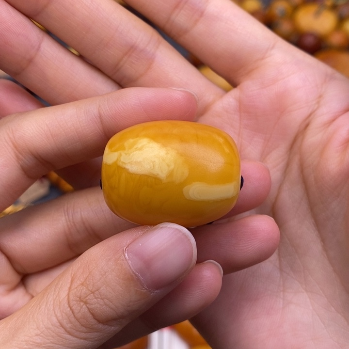 琥珀未镶嵌裸石蜜蜡M
