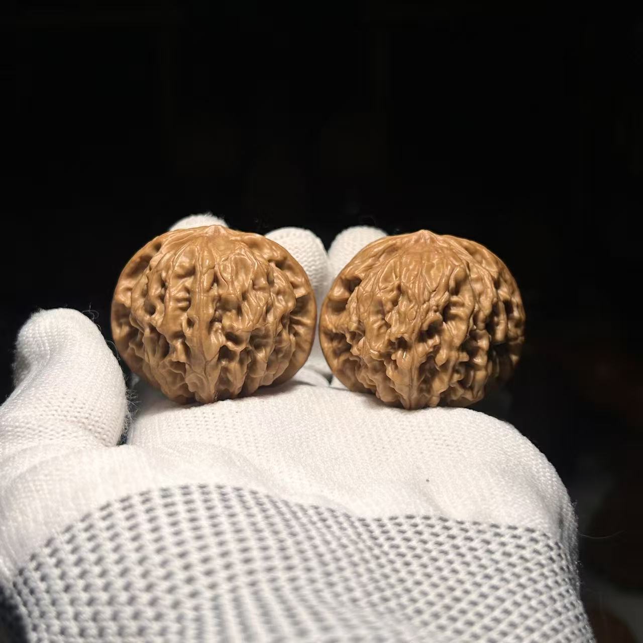 文玩核桃六魂珠头手把件盘玩包浆精品