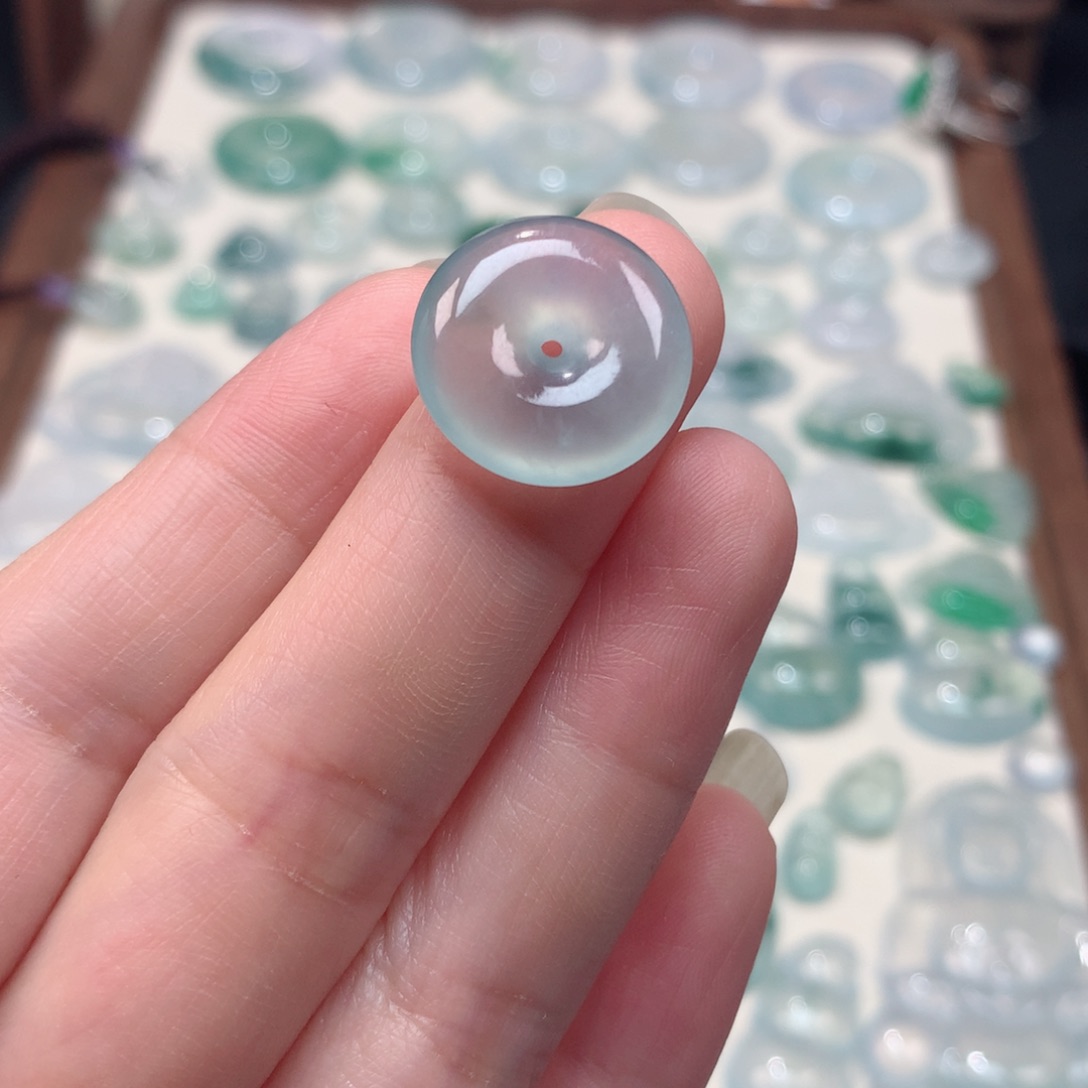 翡翠未镶嵌颈饰冰种小平安扣