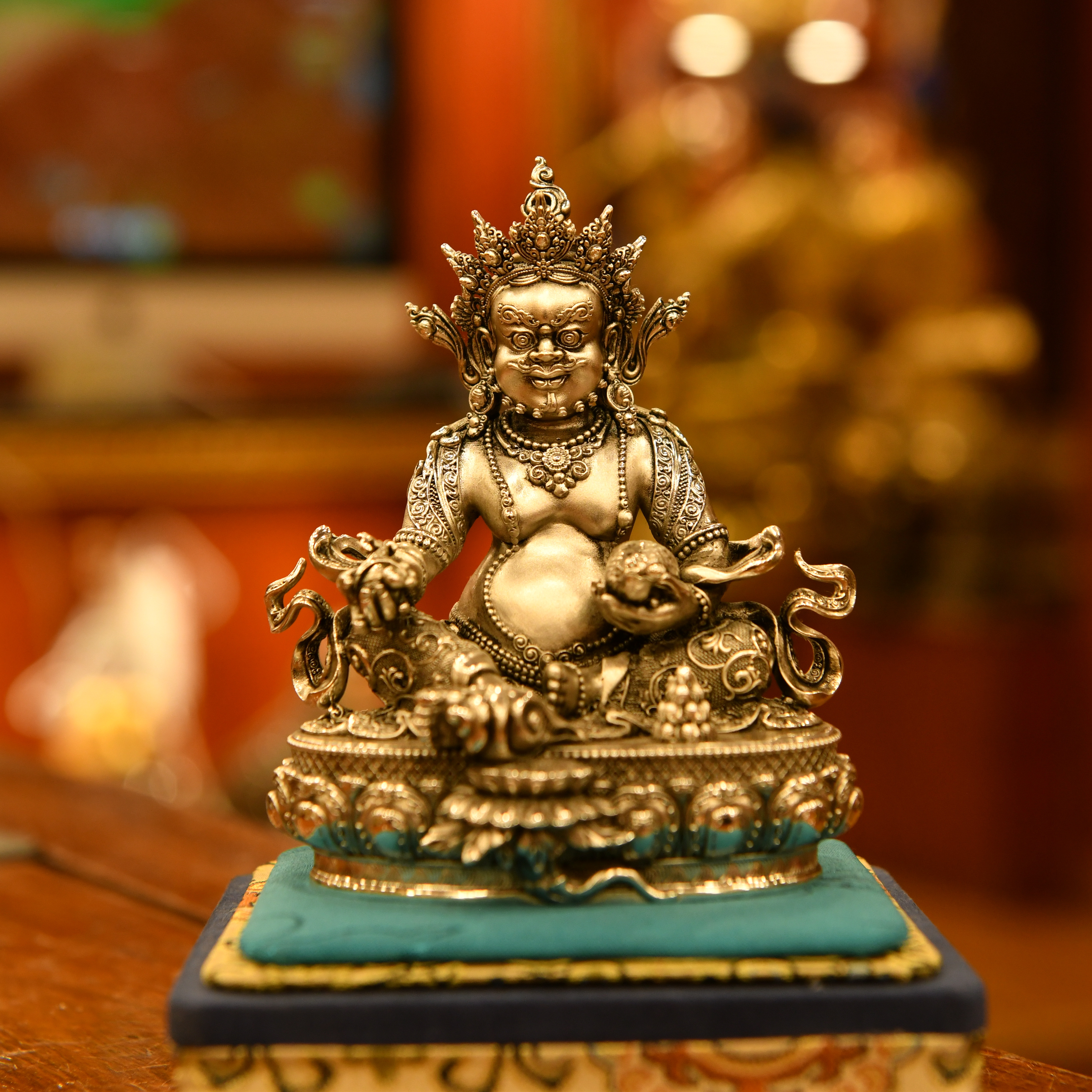 西藏工艺精品10公分铜鎏银造像高档摆件