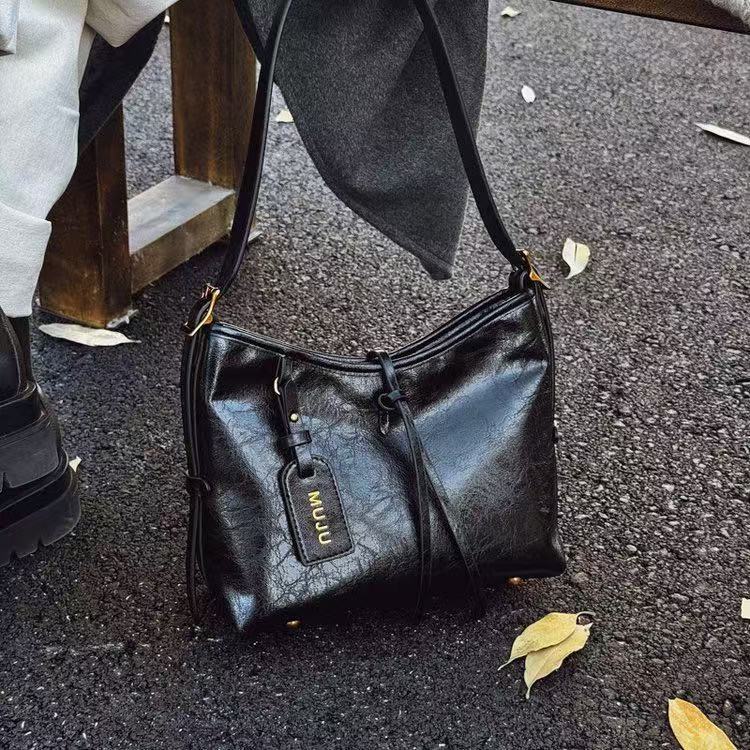 单根轻奢风托特包拉链防刮斜挎包韩版潮流腋下包单肩