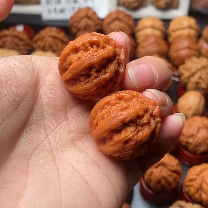 吊坠文玩核桃京八棱