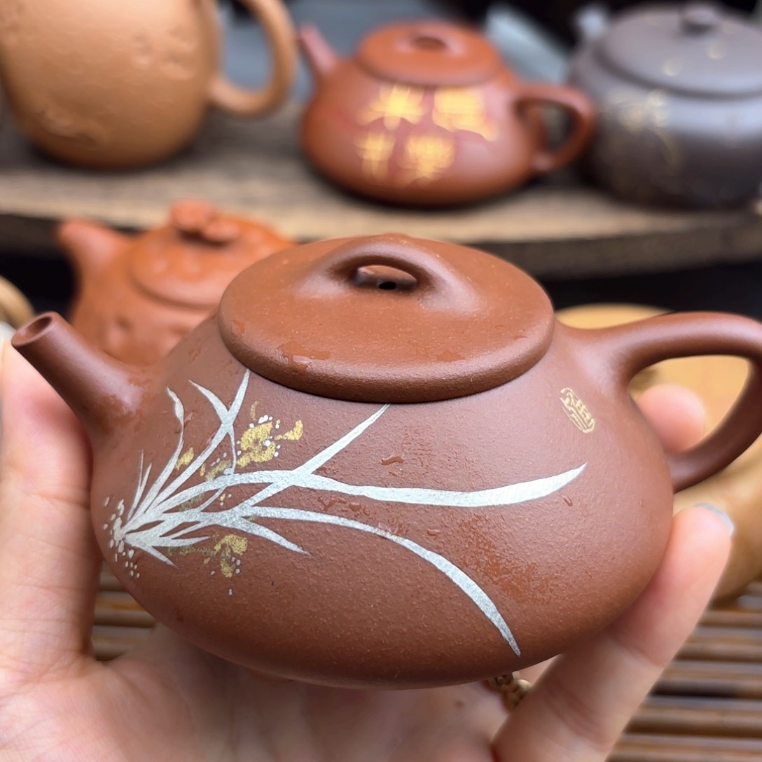 茶壶紫砂兰花150c c