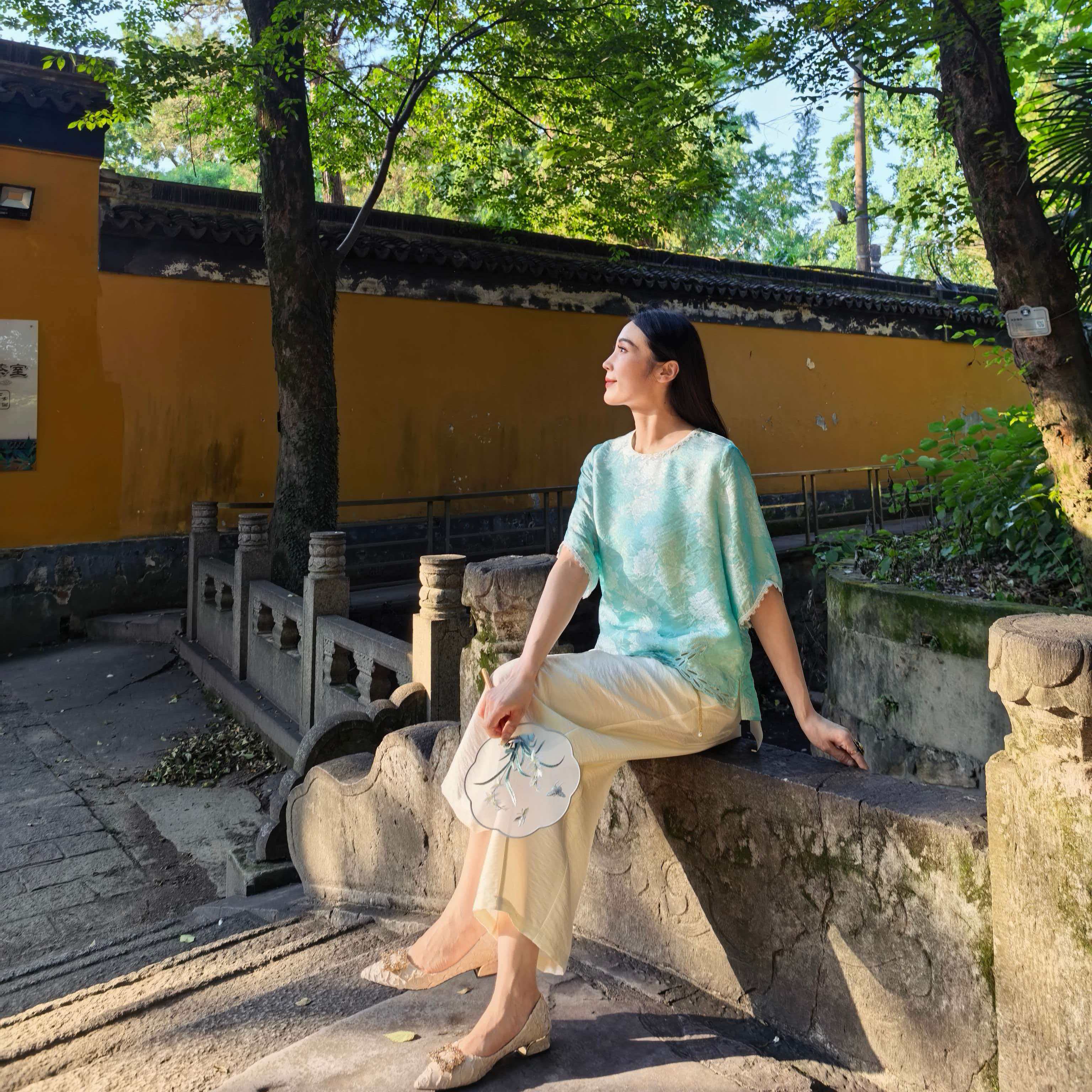水如画【清平乐】原创定制新中式国风女装镂空刺绣衬衫百搭显瘦上衣