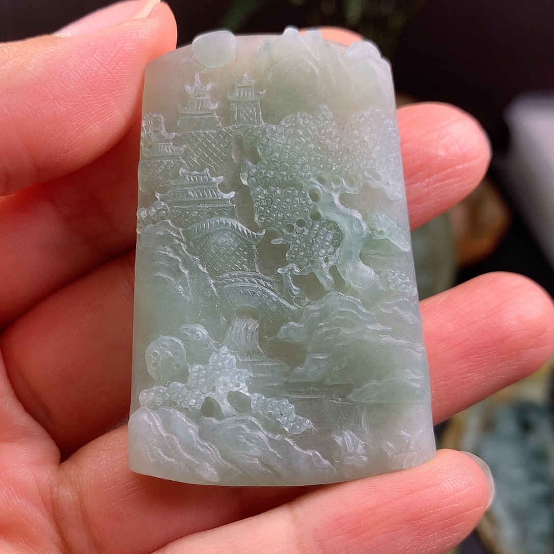 定制翡翠未镶嵌山水