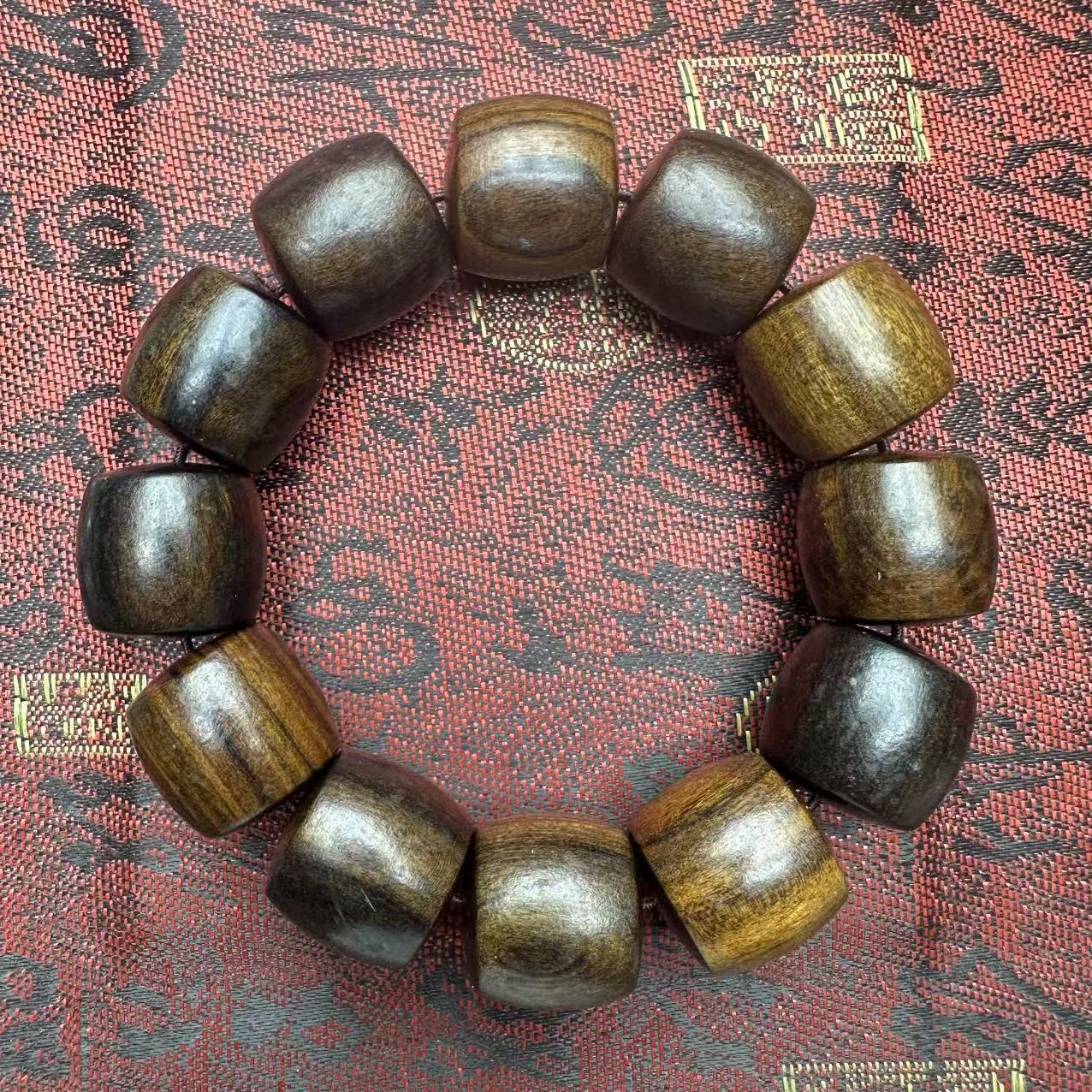 （开总文玩）天然沉香木串240