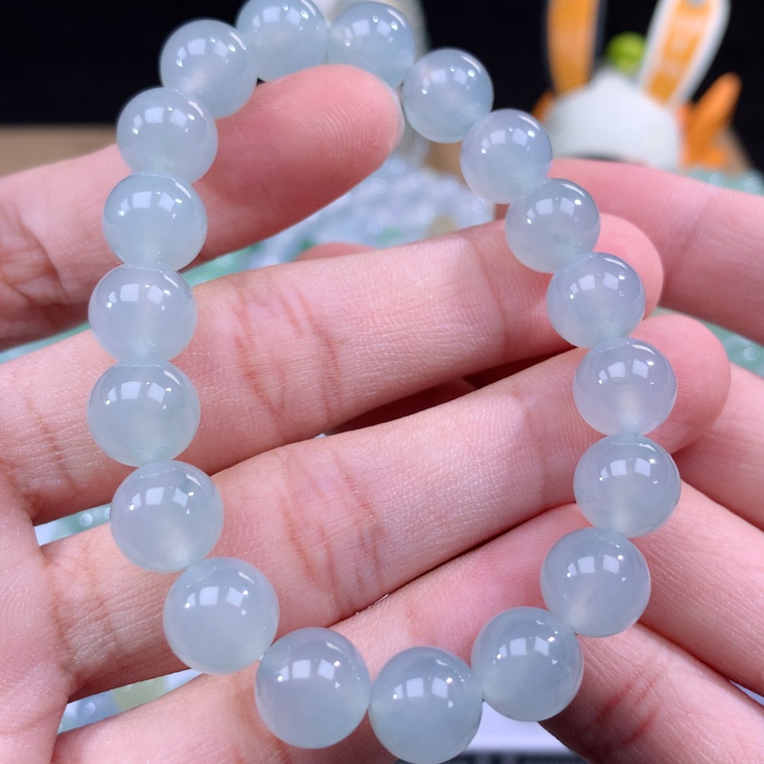 翡翠手链未镶嵌翡翠