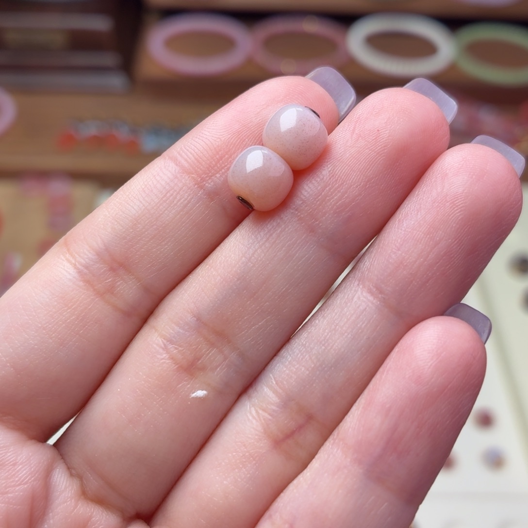 嘴***呀玛瑙/玉髓未镶嵌配饰