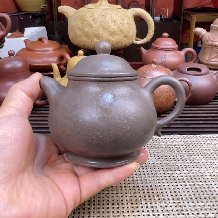 紫砂茶壶手工制作天青泥