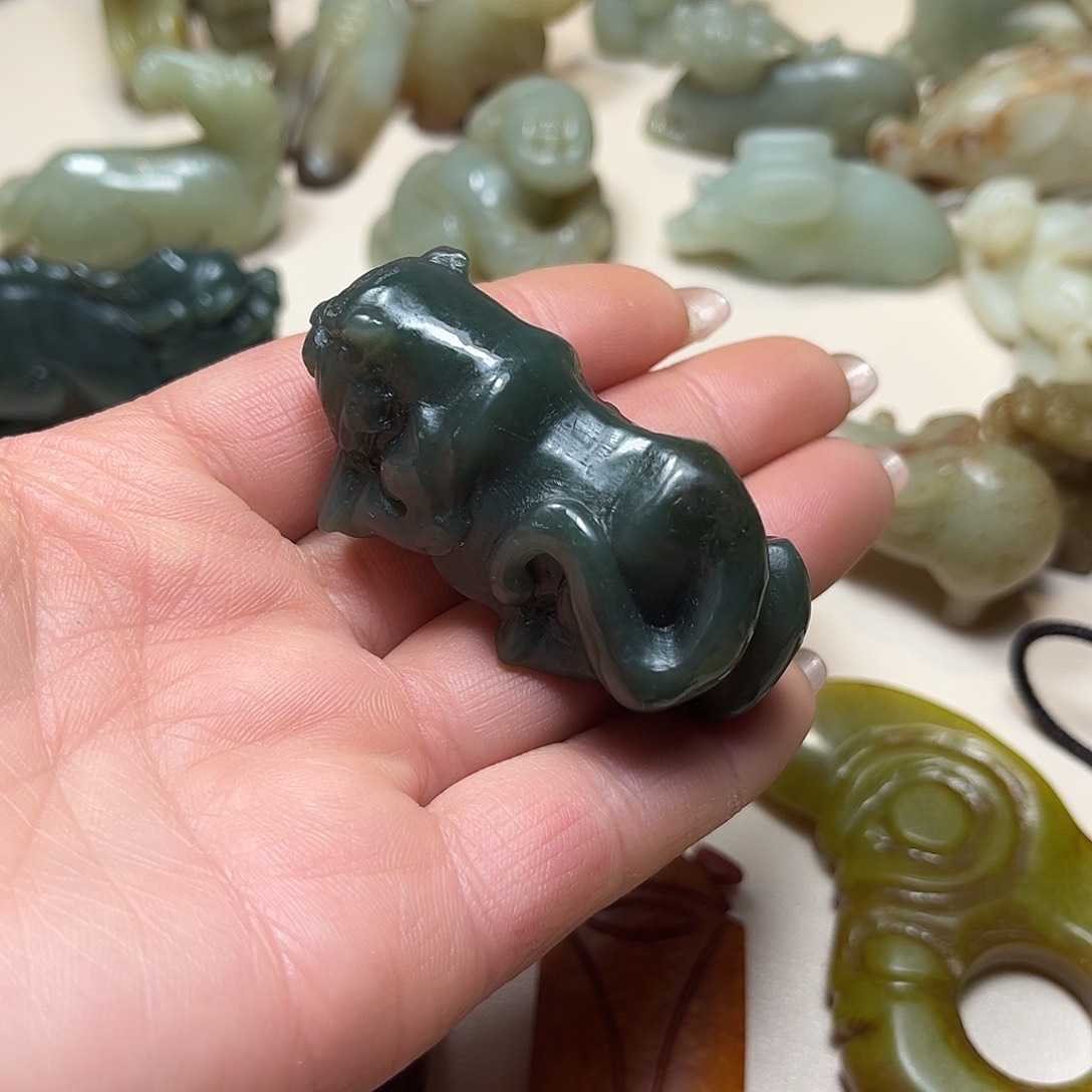 白玉菩提吊坠白玉菩提吊坠