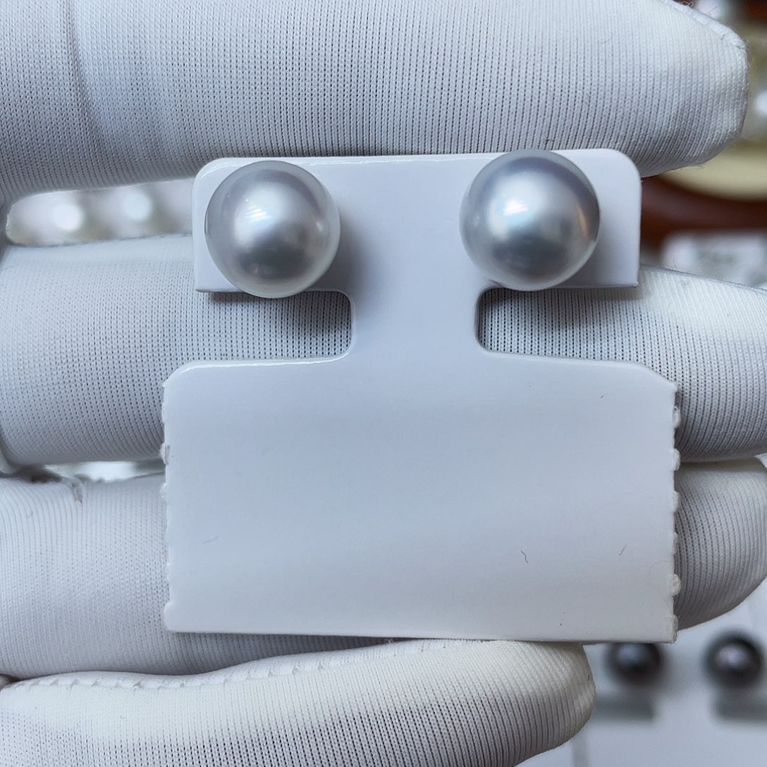 海水珍珠18K金镶嵌耳饰澳白
