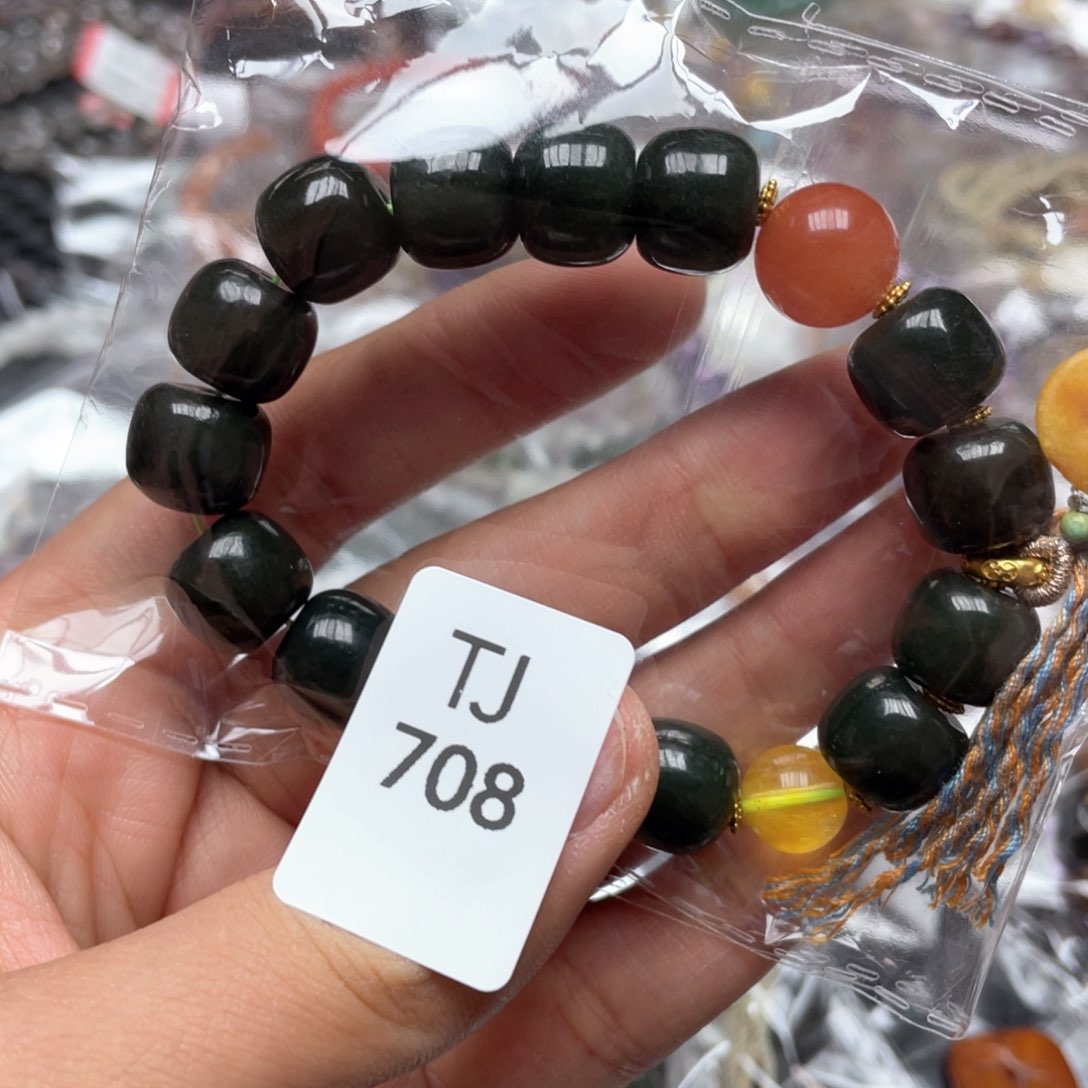 水晶多样性发一只未镶嵌