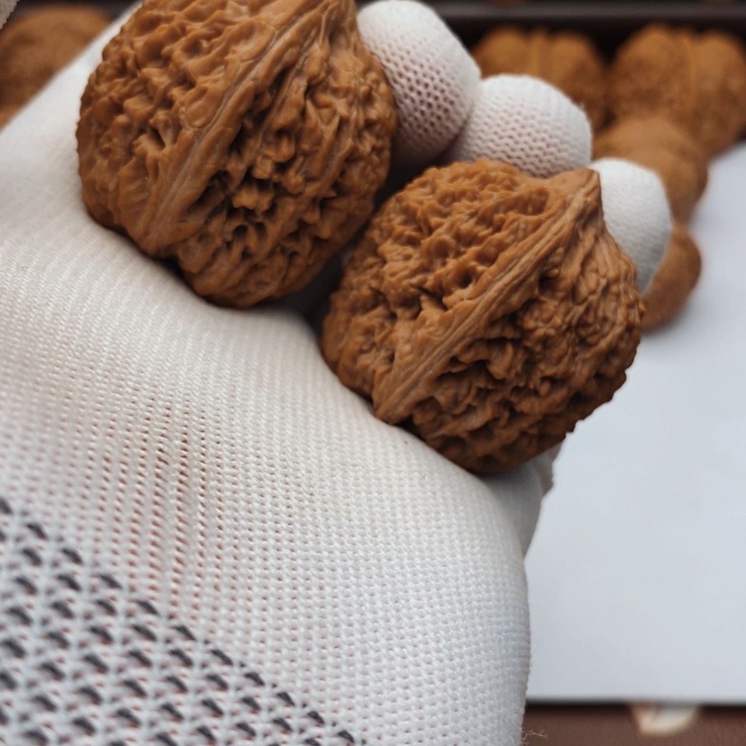 文玩核桃吊坠蒜头