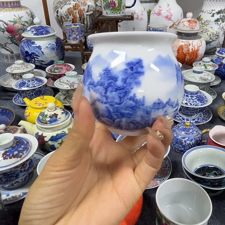 景德镇陶瓷博物有限公司副