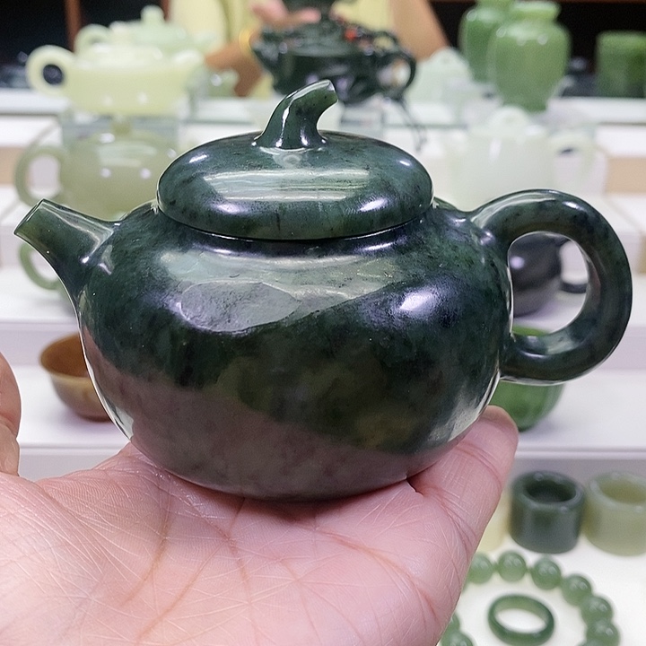 未镶嵌和田玉挂件茶壶190m l