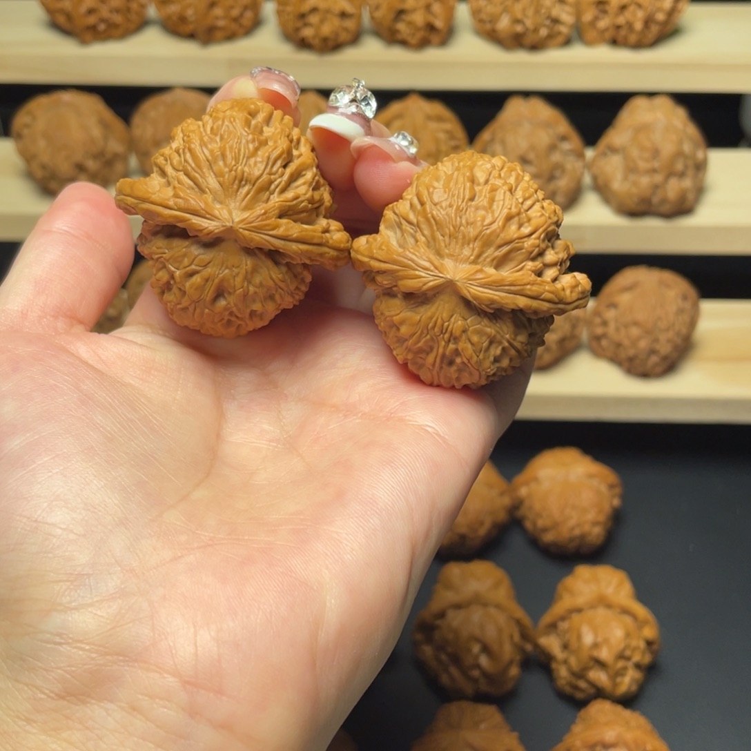 把件文玩核桃42微微修白狮子