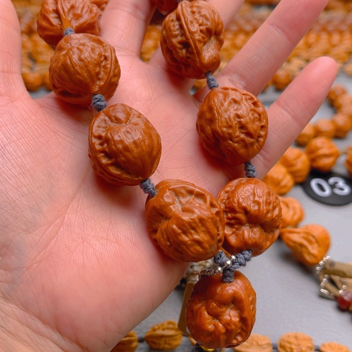 g***財文玩核桃吊坠核桃手持