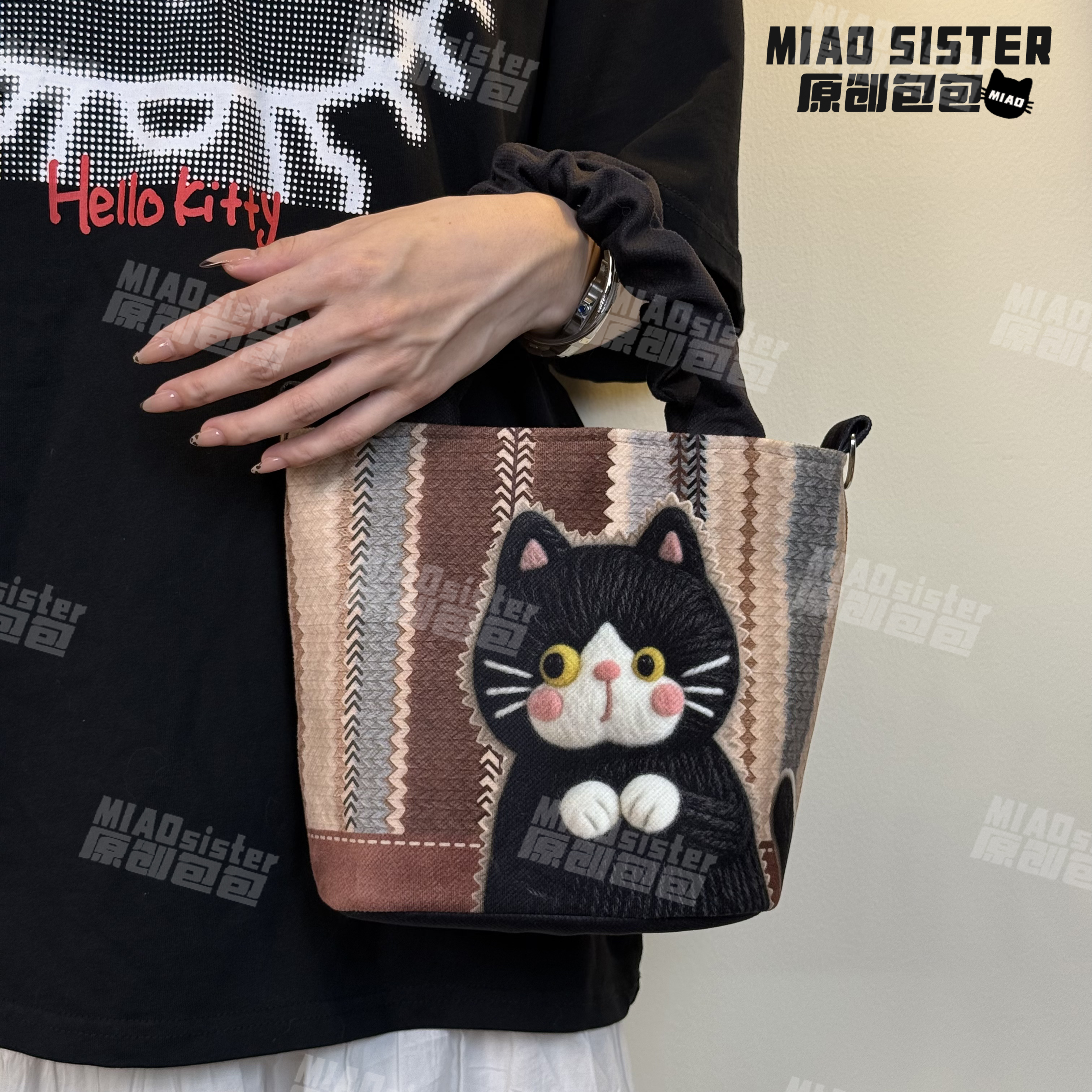 MIAO毛绒猫猫休闲褶皱手拎水桶包可斜挎可单肩百搭文艺包包B