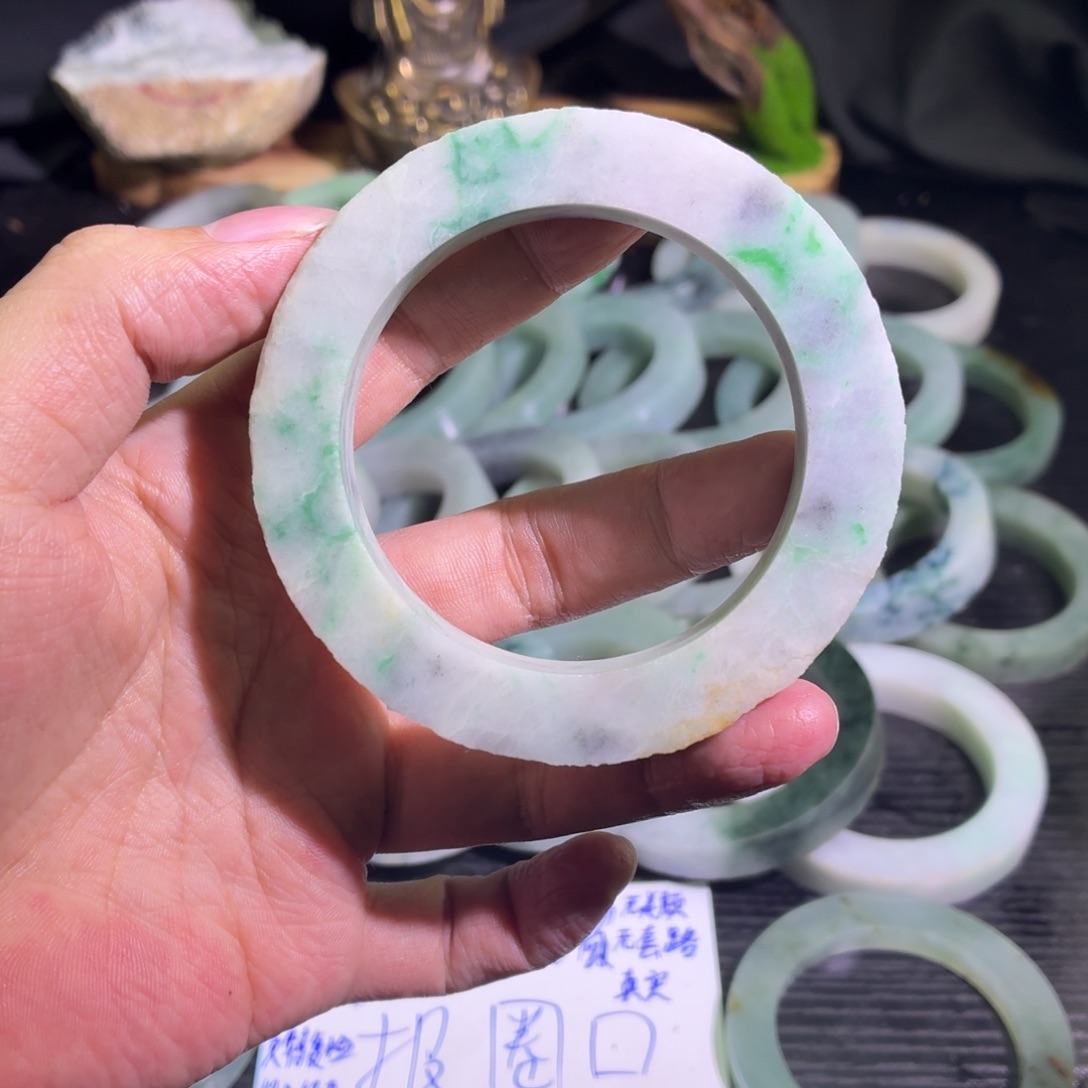 定制翡翠未镶嵌天然翡翠A货毛胚手镯定制