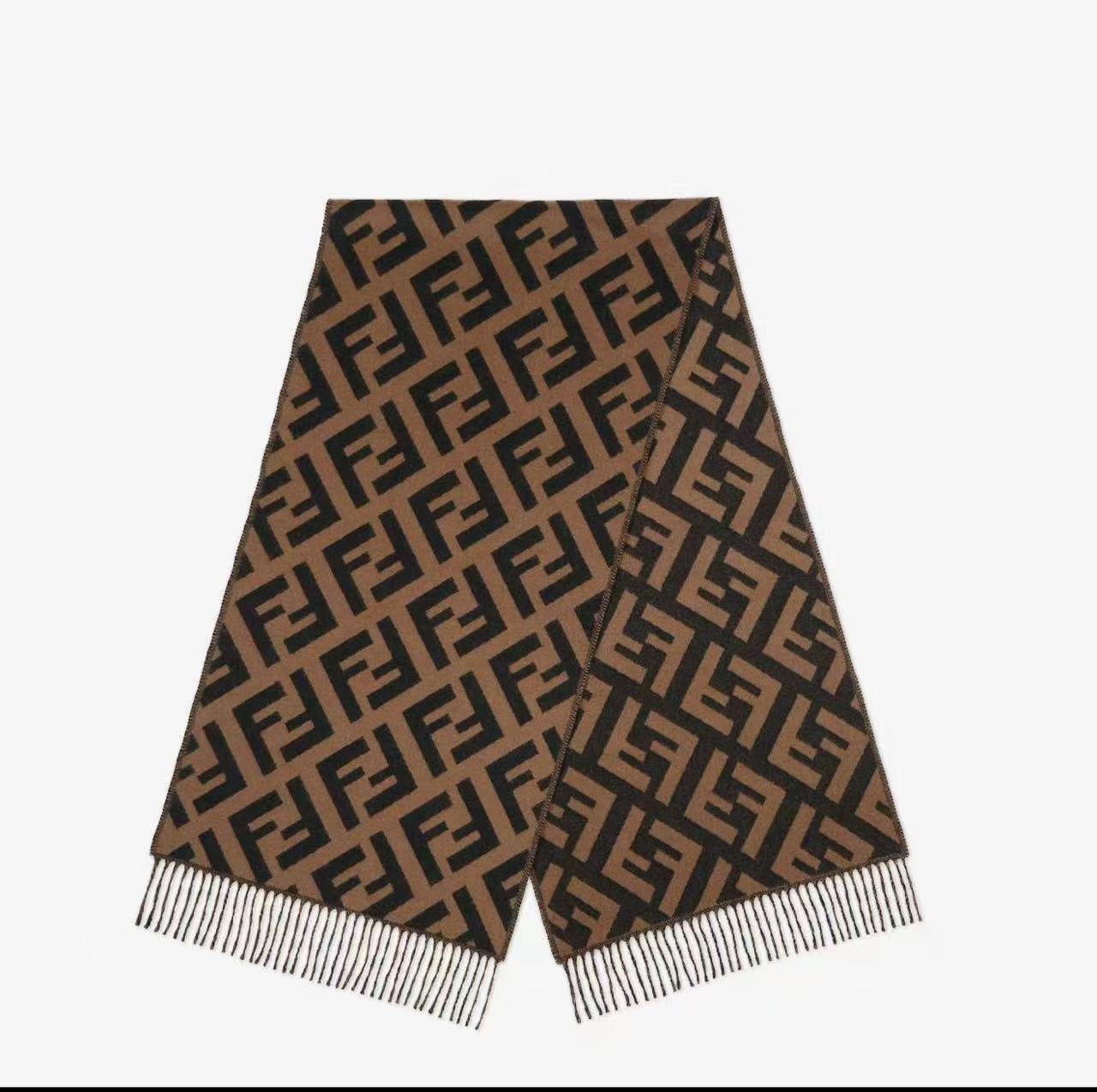 FENDI/芬迪 围巾/丝巾 FENDI围巾 wx7383/2512