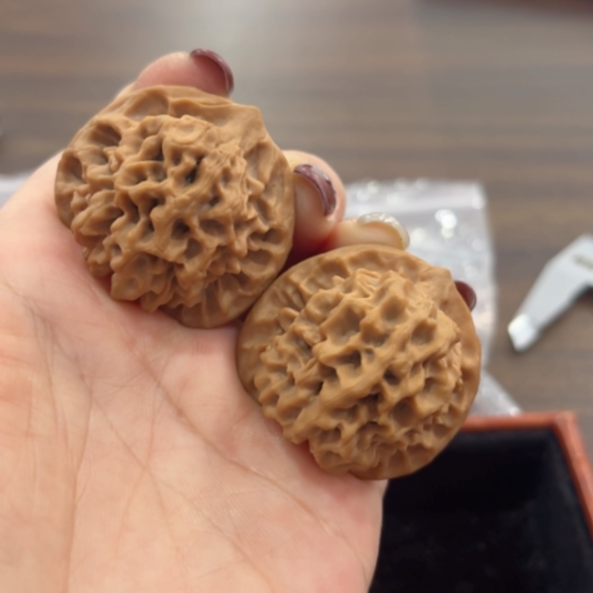 【闪购商品】文玩核桃把件秦闷37-38