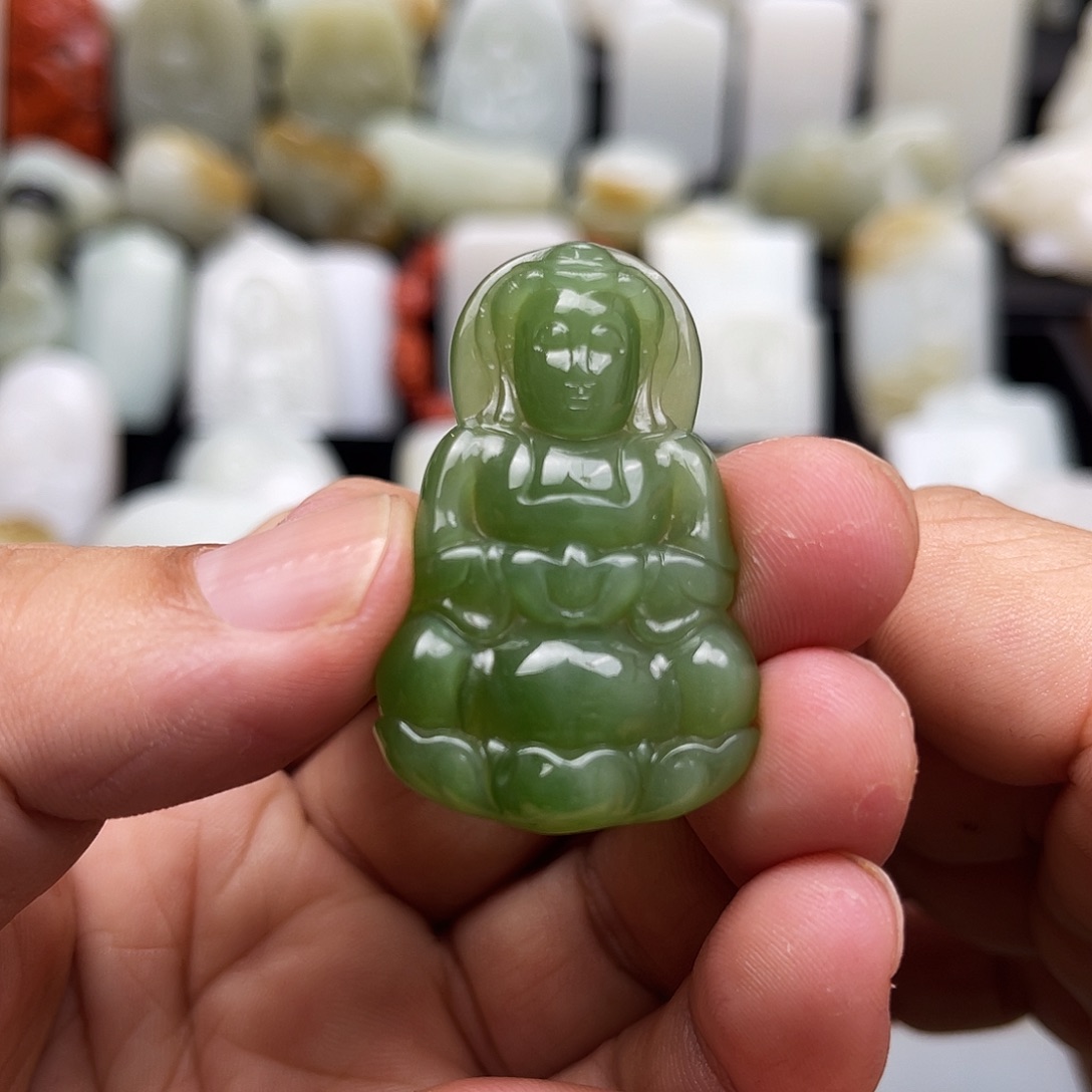 和田玉（碧玉）颈饰未镶嵌