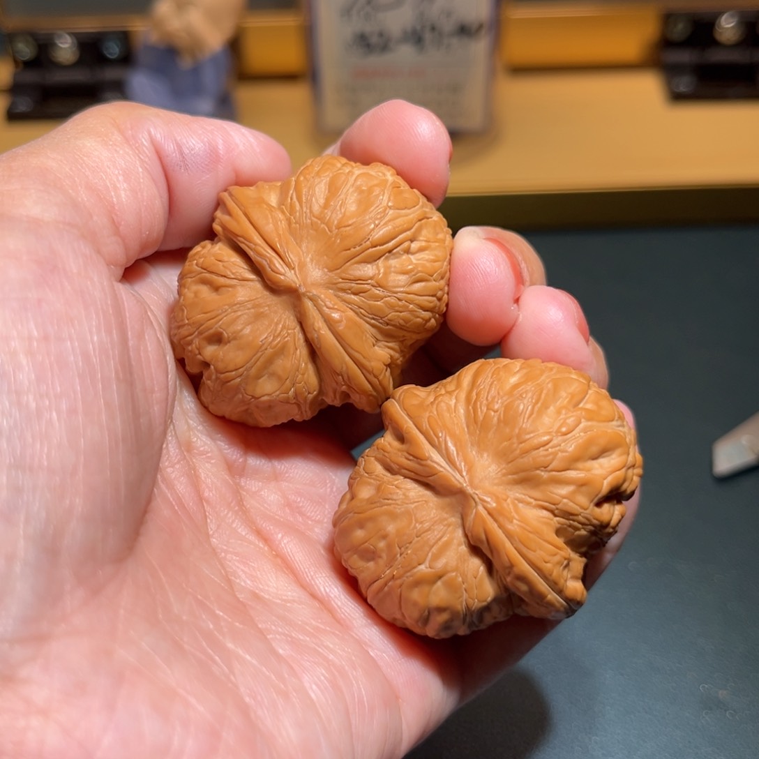 文玩核桃吊坠元宝41