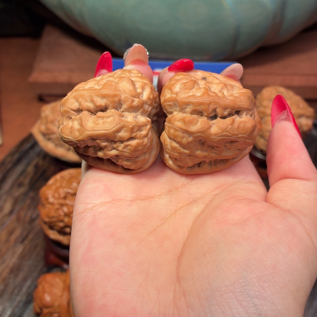 吊坠文玩核桃37-42-36 四开背三角蛙