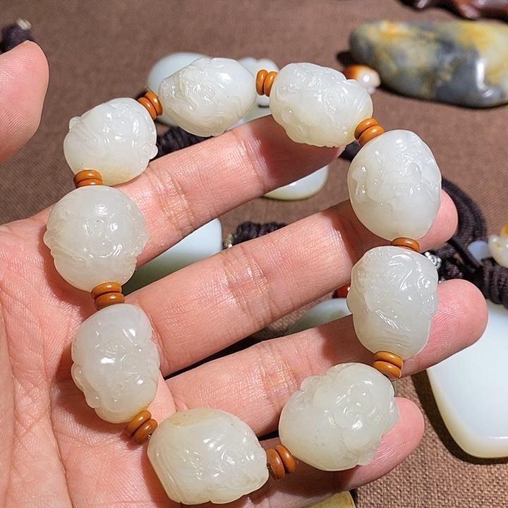 和田玉挂件未镶嵌大*