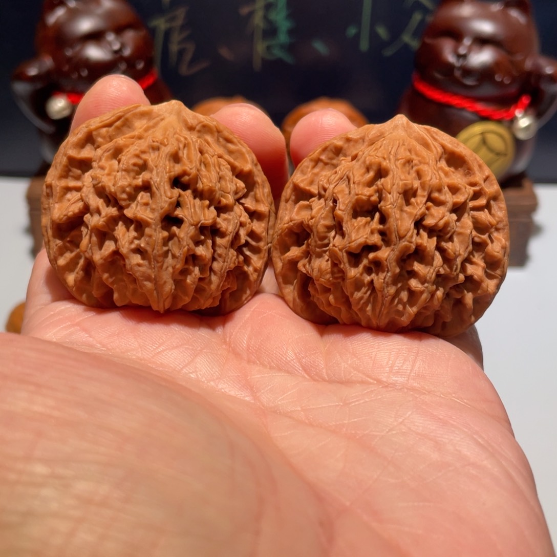 文玩核桃把件盘龙纹44全品
