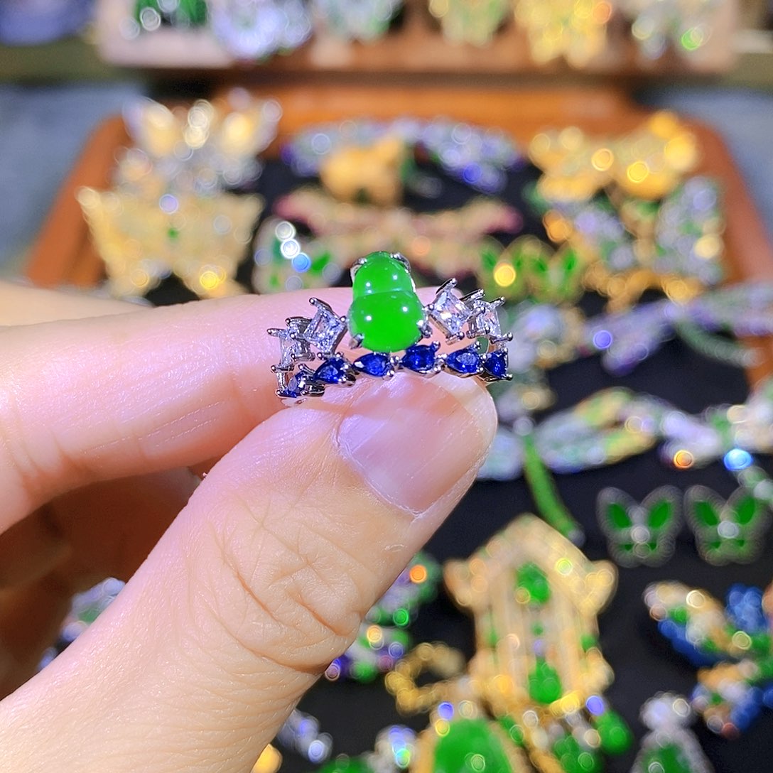 吊坠(不含链)银S925镶嵌翡翠