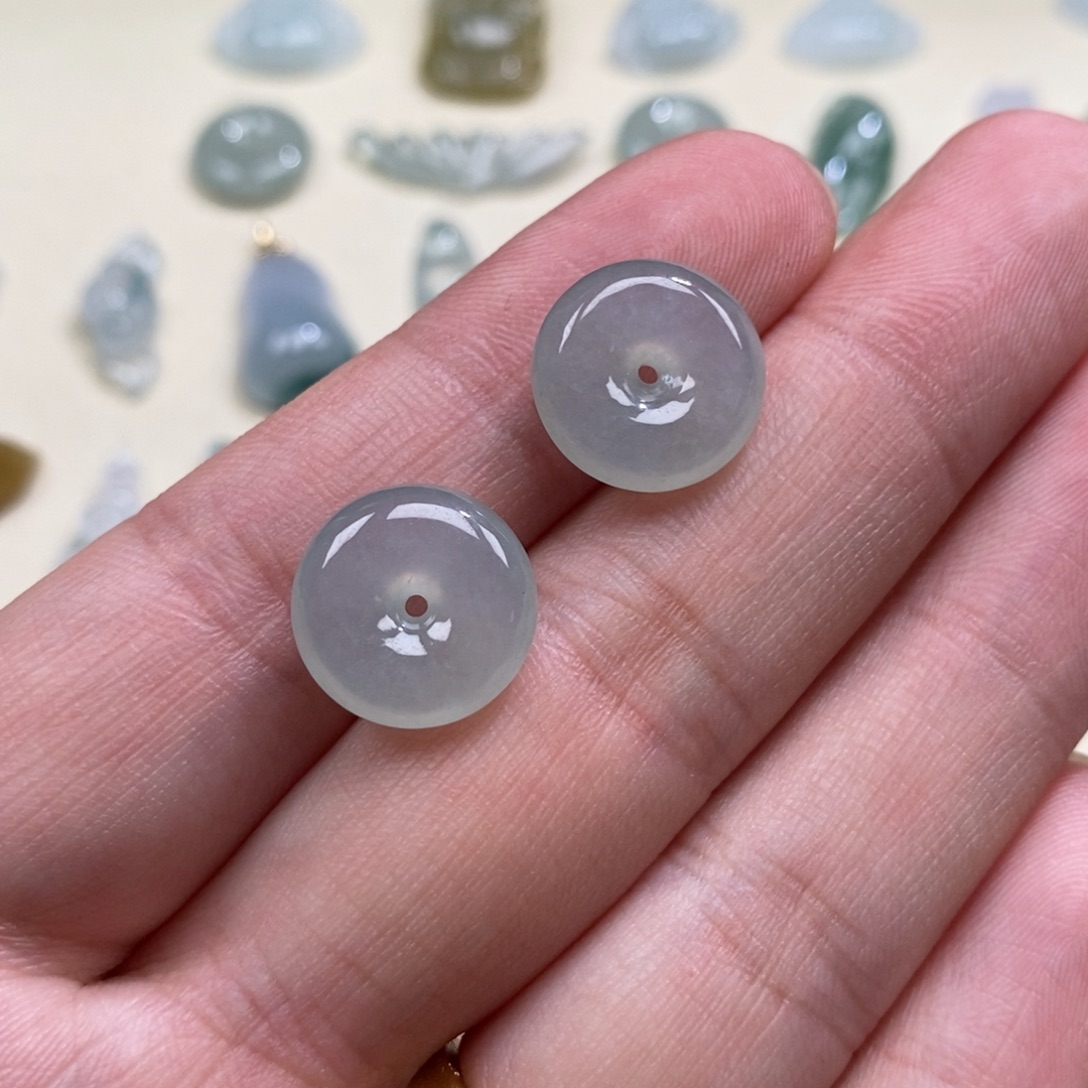 翡翠未镶嵌颈饰卡14+平安扣