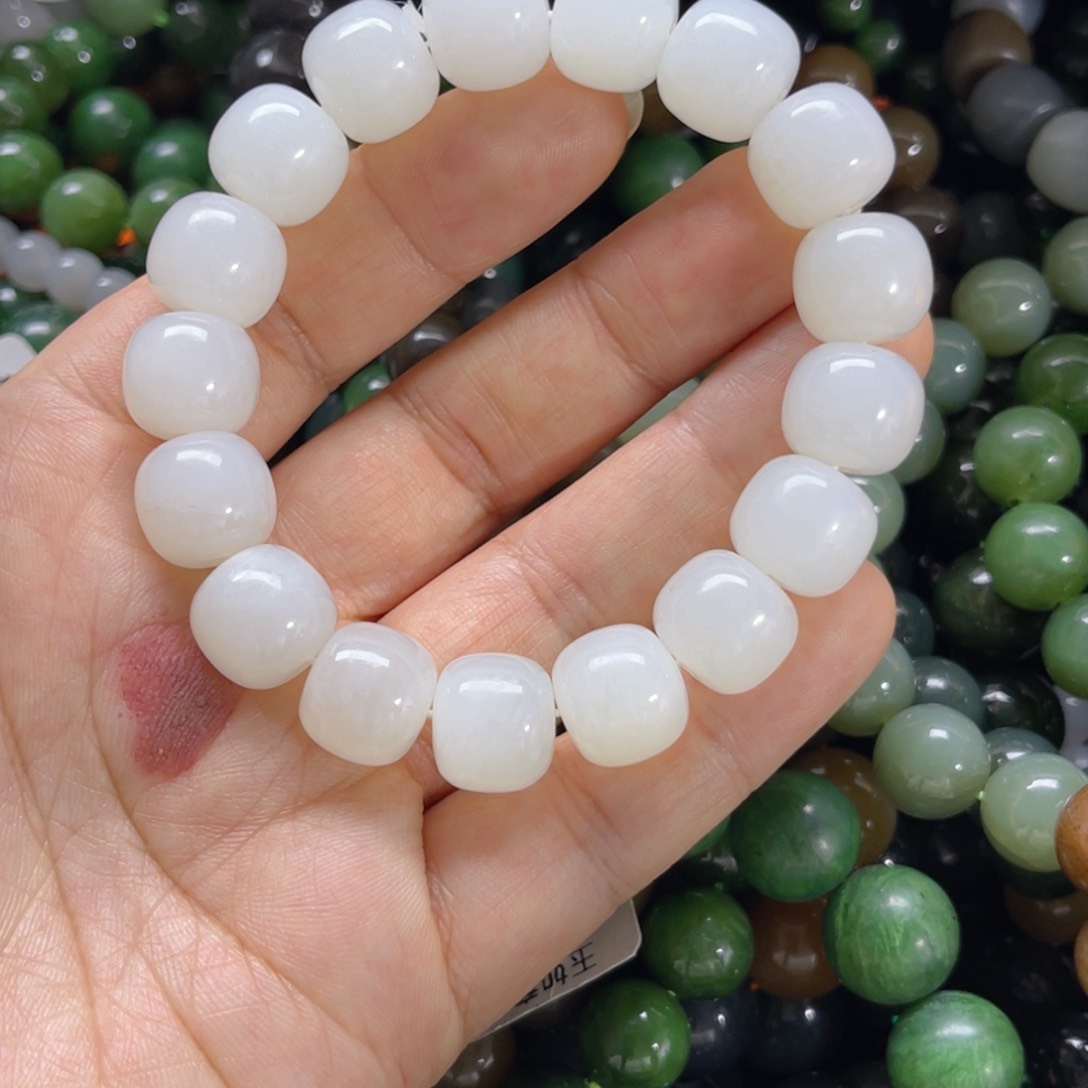 未镶嵌手链和田玉