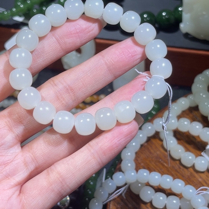 西****和田玉未镶嵌手链