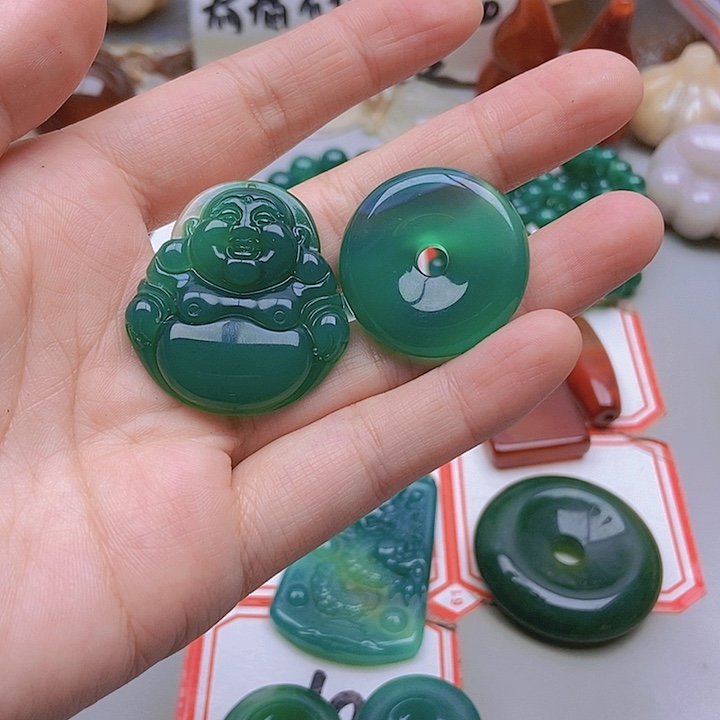 【闪购商品】未镶嵌玛瑙/玉髓珠宝半成品伍****钻