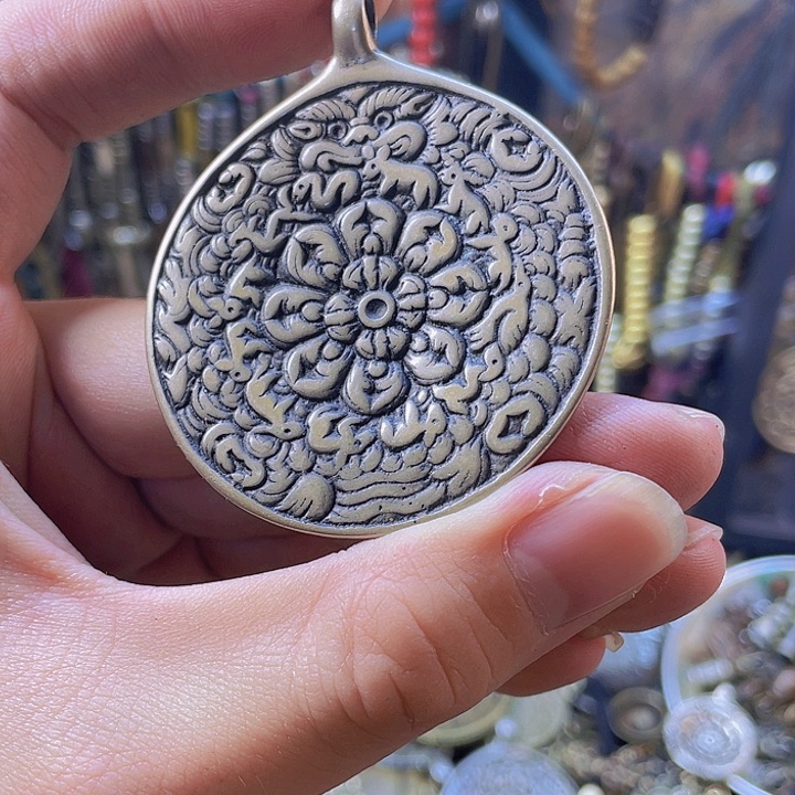 曼陀罗花图九宫八卦牌子，一个福利