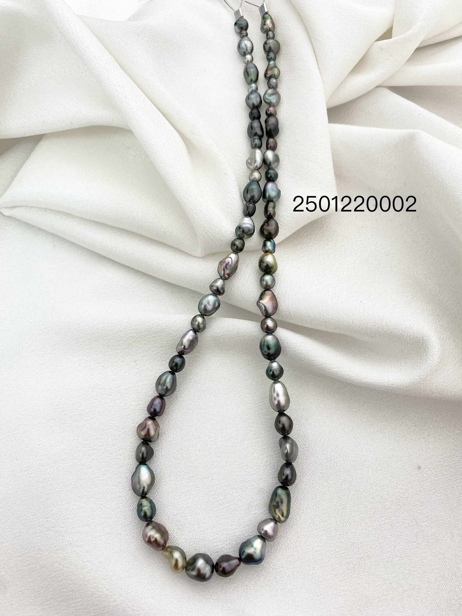 杰泉珠宝&大溪地混彩keshi项链 大小珠排序 2501220002