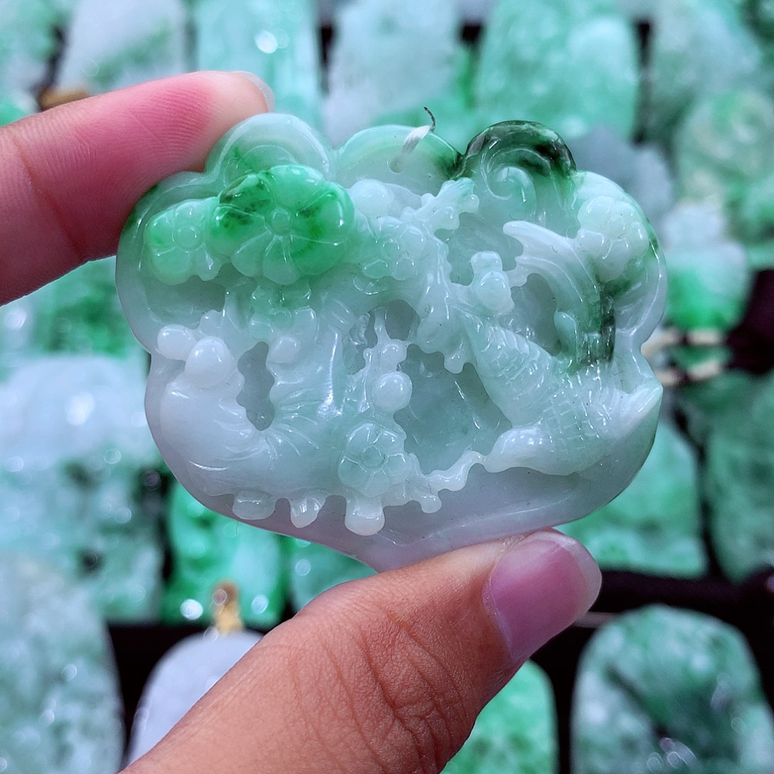 翡翠未镶嵌吊坠(不含链)