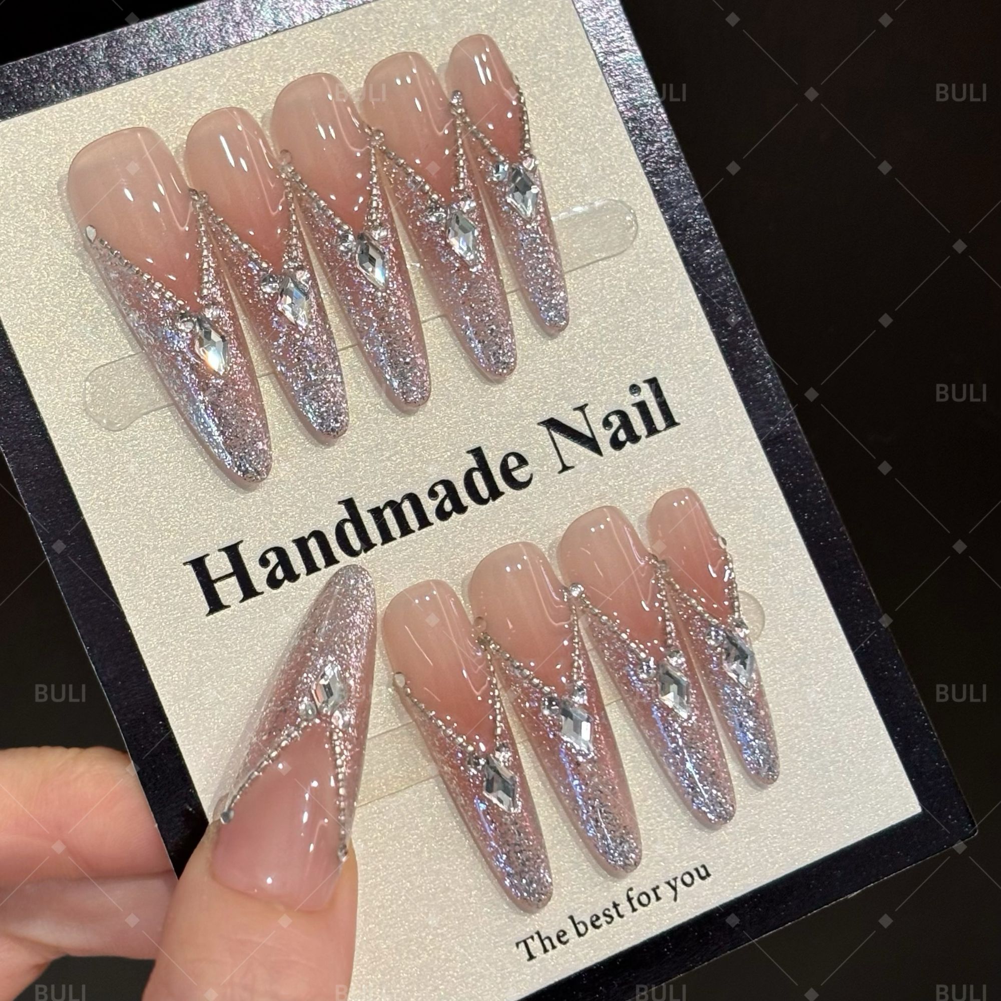 【【 编号 031  】】BULI穿戴甲，一单包邮~！手工