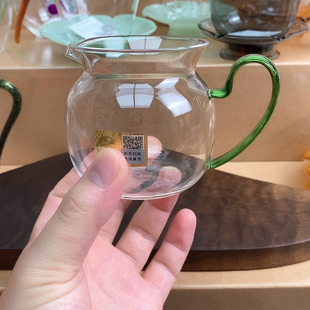 禾器小圆满湖绿色